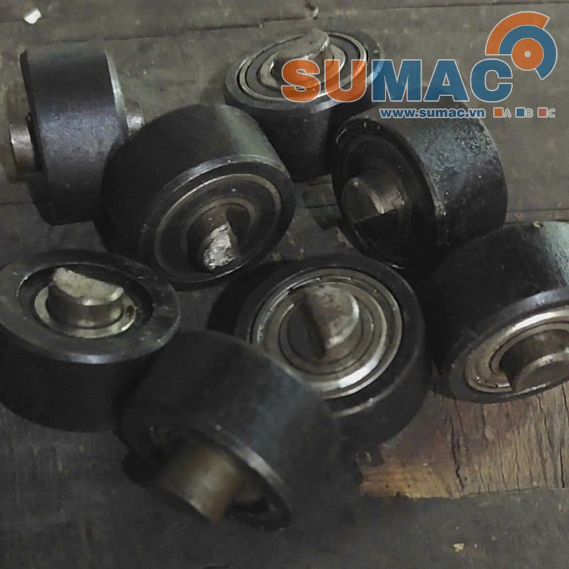 Con lăn tỳ dẫn hướng Palang Hitachi